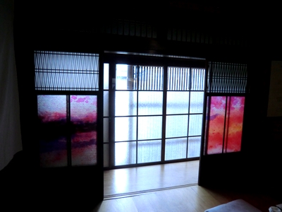 古都奈良に根付け、近代アート