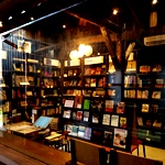 ひとまちの街 NaramachiBookSpaceふうせんかずら