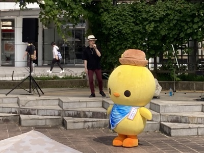 奈良で歌うアーティスト