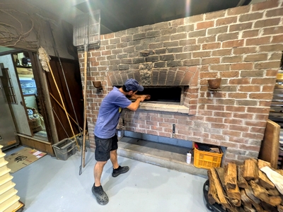 自然豊かな薪窯のパン屋さん