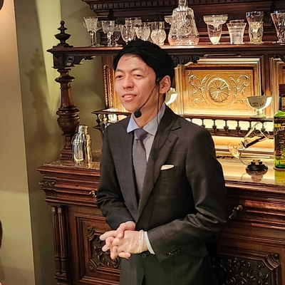 奈良のBARに来ーひんか