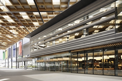 本の魅力を一番知る人