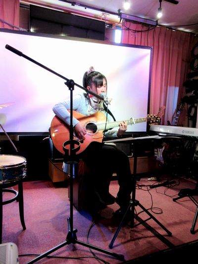 食べて飲んで音楽で癒される