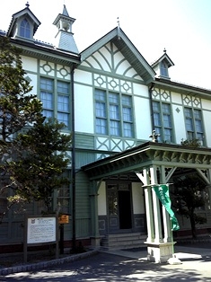 奈良の近代洋風建築の裏側に潜入